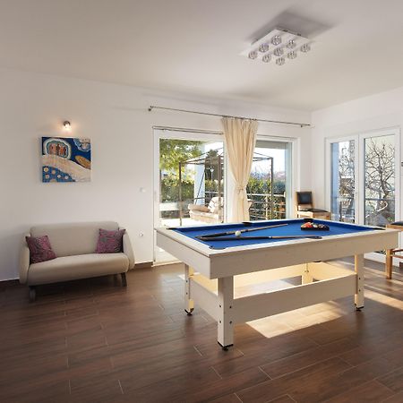 Villa Mermaid Your Croatian Haven With Luxury Pool And Scenic Views Podstrana Exterior foto