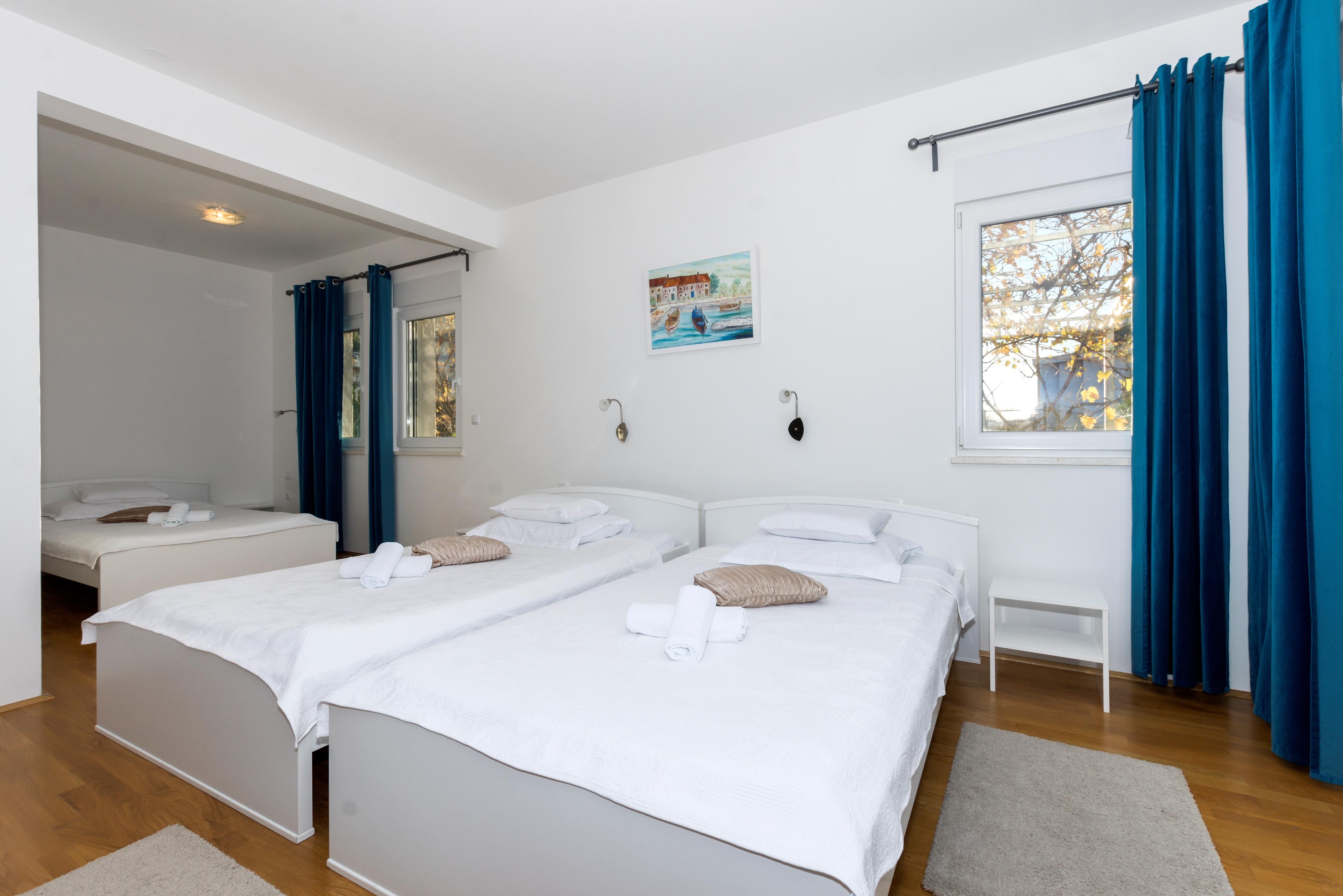 Villa Mermaid Your Croatian Haven With Luxury Pool And Scenic Views Podstrana Exterior foto